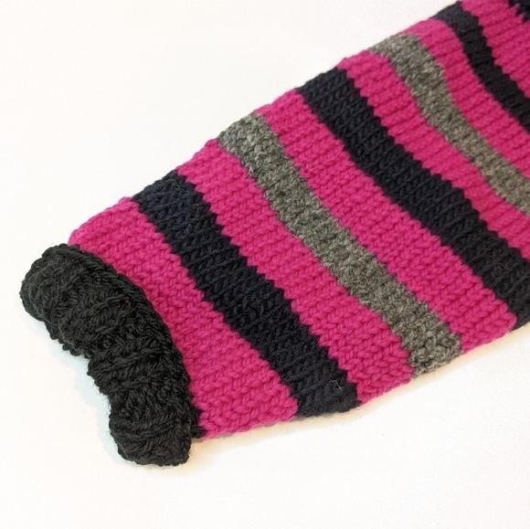 HANDMADE hand knit pink striped dog sweater medium - Picture 4 of 7